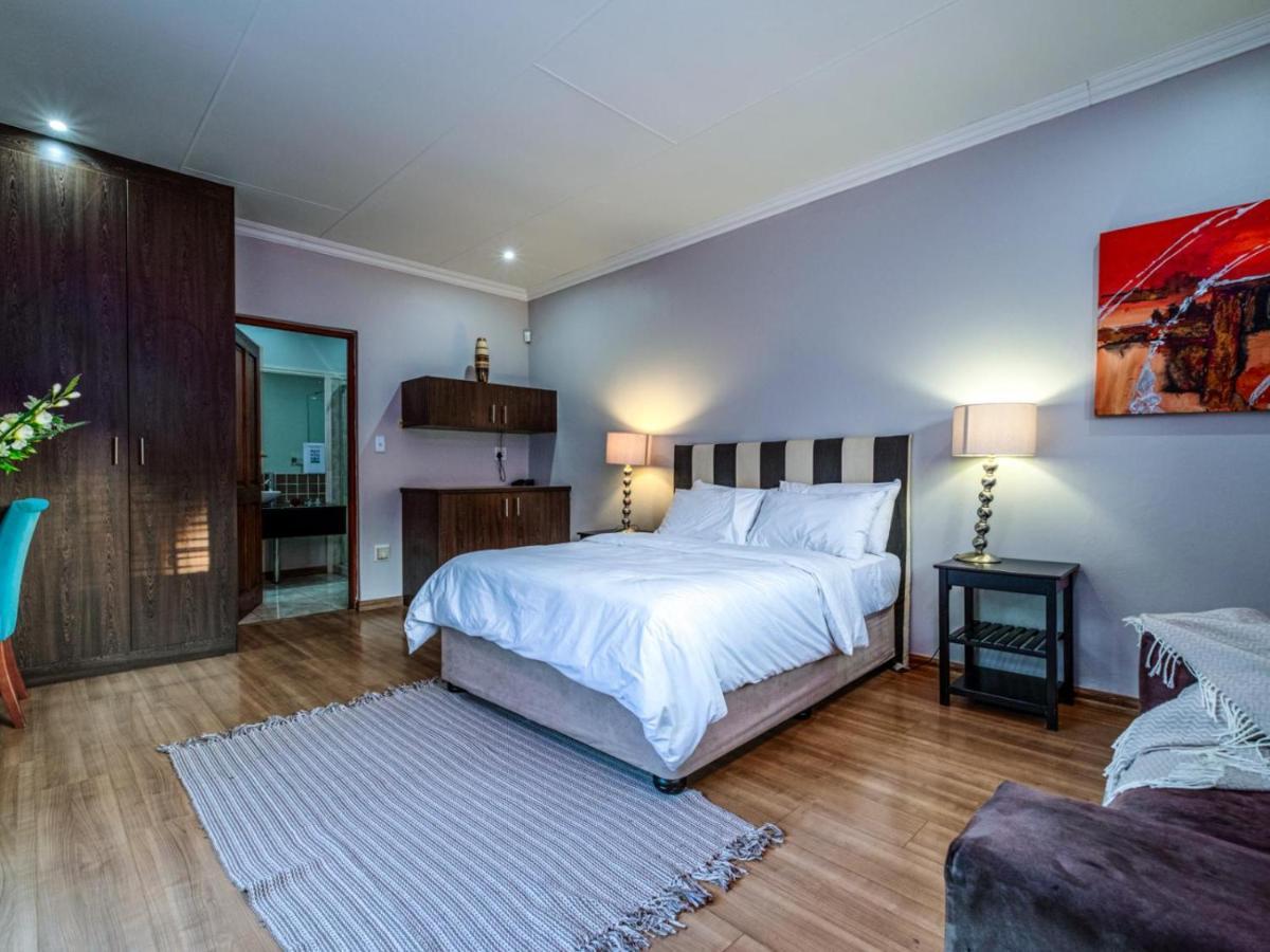Hurlingham House Guest House جوهانسبورغ المظهر الخارجي الصورة
