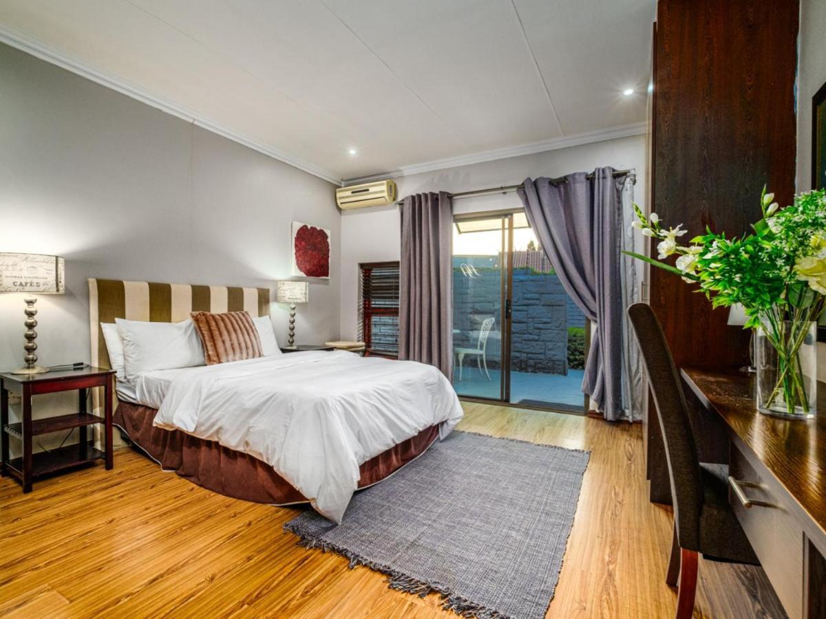 Hurlingham House Guest House جوهانسبورغ المظهر الخارجي الصورة